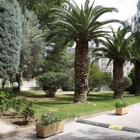 アパート Bel Hyeres, Piscine *